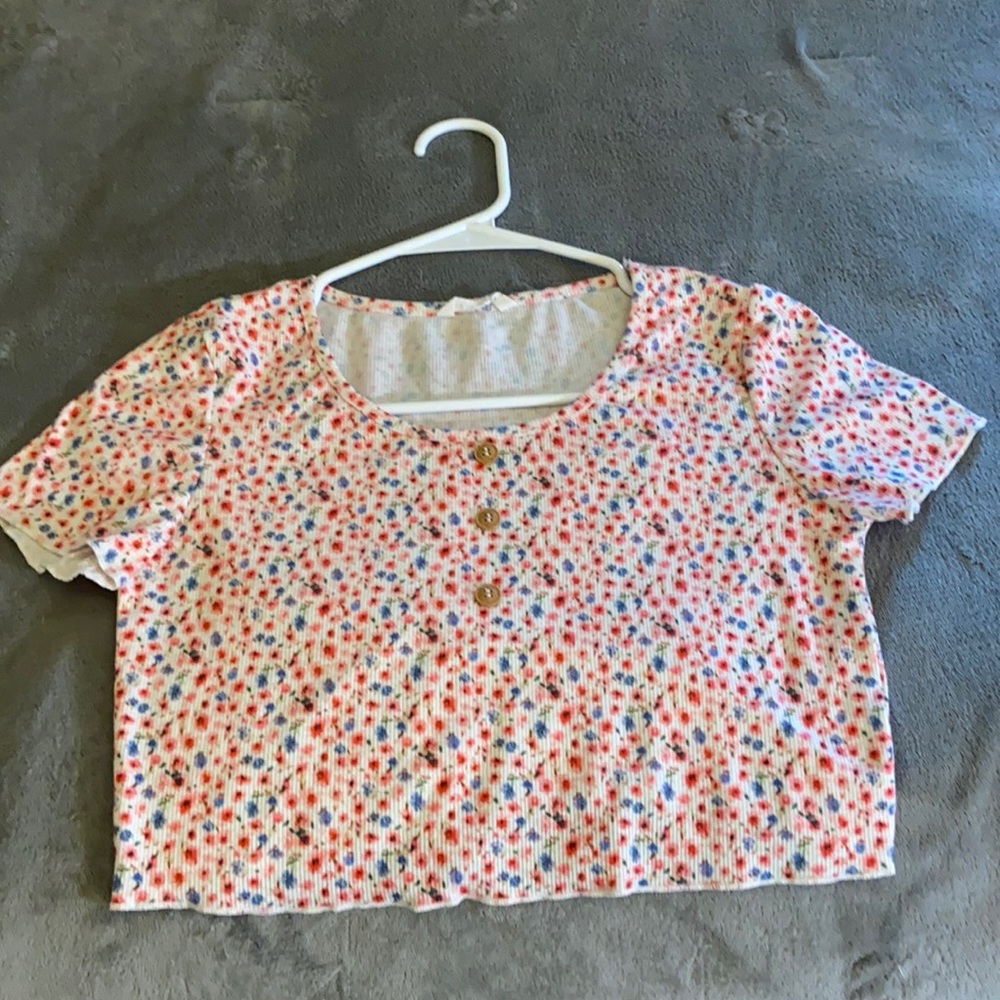 Crop top